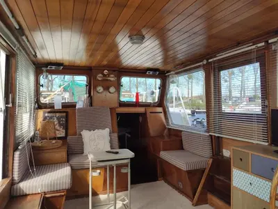 Coin salon dans l'établissement Bateau MAXENCE