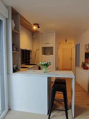 Cuisine ou kitchenette dans l'établissement Le Riva
