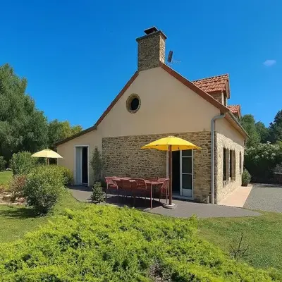 Au bonheur de Mona