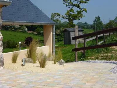 Jardin de l'établissement CHAMBRES D'HOTES à LA FERME DES GOSSELINS