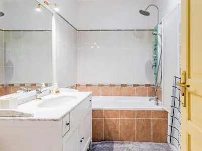 Salle de bains dans l'établissement Holiday Home Girofla by Interhome