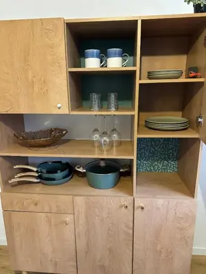 Cuisine ou kitchenette dans l'établissement Charmant studio avec jardin arboré 15 min de Caen
