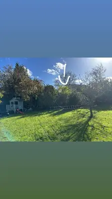 Jardin de l'établissement Charmant studio avec jardin arboré 15 min de Caen