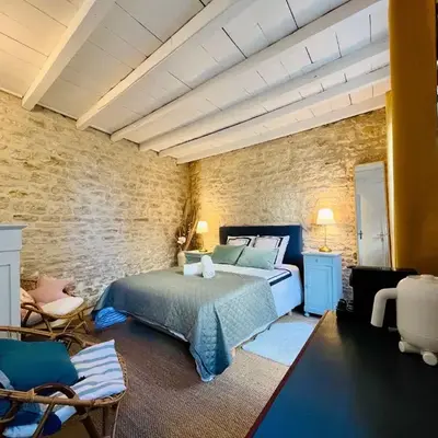 La Bonne Brise Independent Room with Terrace
