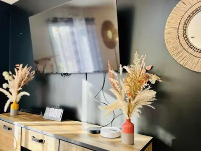 Plan de l'établissement La Montbourgeoise Stylish House Close to the Town Center