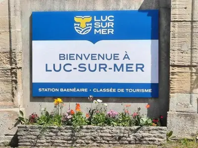 Certificat, récompense, panneau ou autre document affiché dans l'établissement Sea view