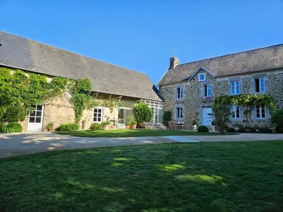 Jardin de l'établissement Chambre d'hôtes La Meauffre à la porte de Granville