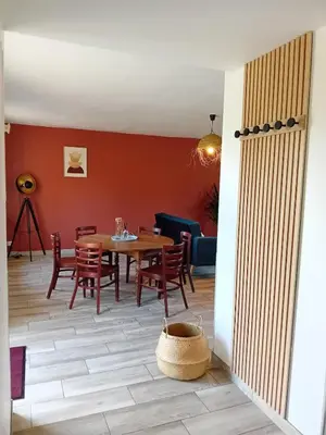 Coin salon dans l'établissement Le gîte d'Elisa