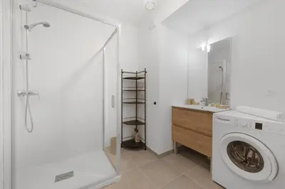 Salle de bains dans l'établissement Escapade & Confort à Cabourg 4 pers