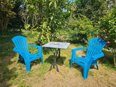Jardin de l'établissement Gîte Ithaque