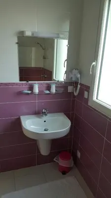 Salle de bains dans l'établissement Hotel de la Gare