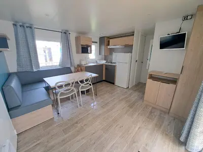 Cuisine ou kitchenette dans l'établissement Camping Sainte Mère Eglise