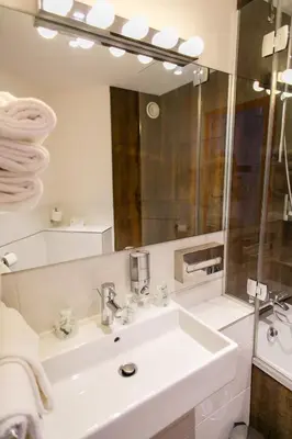 Salle de bains dans l'établissement Hotel Gabriel