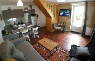 Cuisine ou kitchenette dans l'établissement Maisoun Pequeux