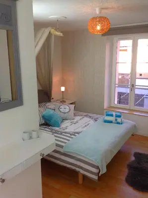 Un ou plusieurs lits dans un hébergement de l'établissement Appartement sur 3 niveaux centre ville CAEN