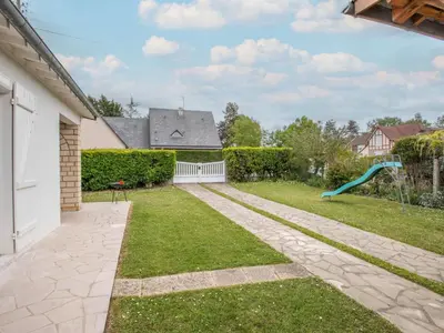 Jardin de l'établissement Holiday Home Villa Hélios by Interhome