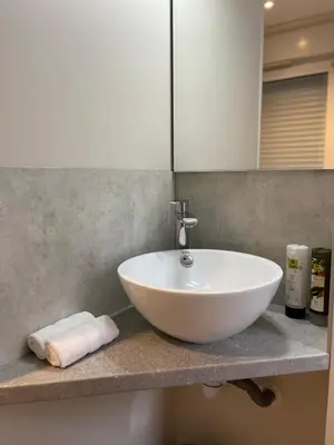 Salle de bains dans l'établissement Restaurant Hotel Logis Chez Sophie