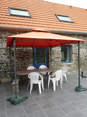 Terrasse ou espace extérieur de l'établissement Les Hirondelles de la Baie