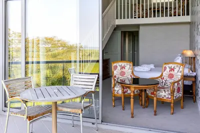 Coin salon dans l'établissement Le Relais Saint Michel