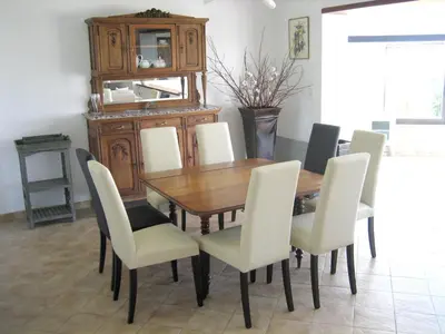 Plan de l'établissement Maison de charme avec jardin à Courtils, proche du Mont Saint-Michel