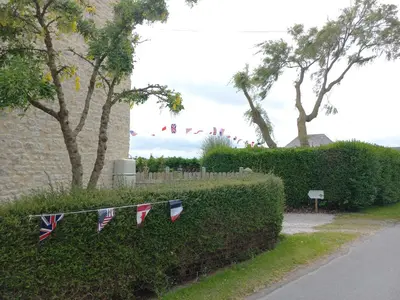 Jardin de l'établissement Ivy House Utah Beach