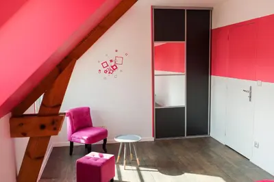 Coin salon dans l'établissement bayeux maison pierre 3 chambres
