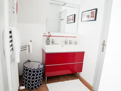 Salle de bains dans l'établissement La Ferme d'Ervee de Saint-Roch