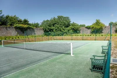 Tennis ou squash au sein de la maison de vacances ou à proximité