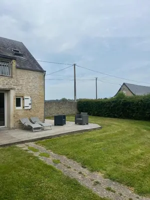 Jardin de l'établissement Gîte Le Val de Marigny 2 personnes