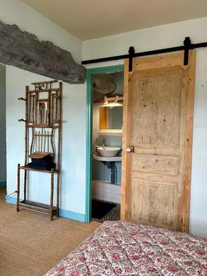 Un ou plusieurs lits dans un hébergement de l'établissement Chambres d'Hôtes Manoir Du Chêne