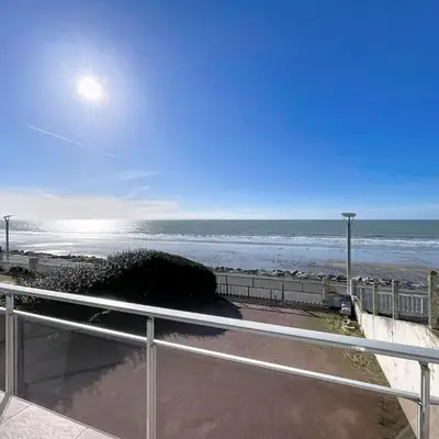 Villa bord de mer avec jardin et Wifi gratuit - FR-1-361-76