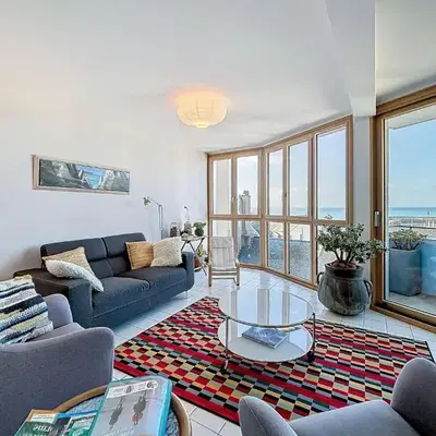 Appartement lumineux avec ascenseur