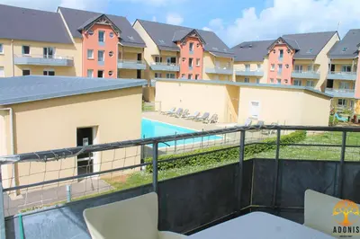 Piscine de l'établissement Adonis Grandcamp - Résidence Les Isles De Sola ou située à proximité
