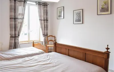 Un ou plusieurs lits dans un hébergement de l'établissement Pet Friendly Home In Sainte-Mère-Eglise