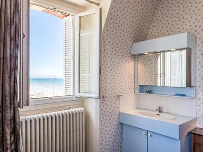 Salle de bains dans l'établissement Apartment Le Caneton-4 by Interhome