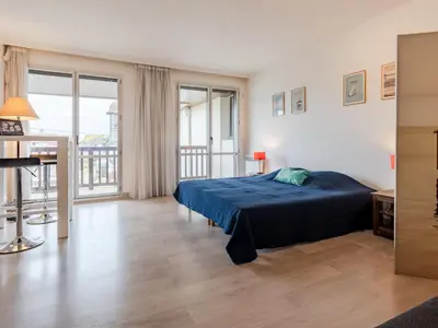Un ou plusieurs lits dans un hébergement de l'établissement Apartment La Voilerie-1 by Interhome