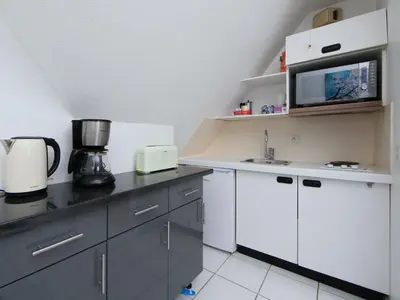 Cuisine ou kitchenette dans l'établissement Apartment La Guillaumière-1 by Interhome