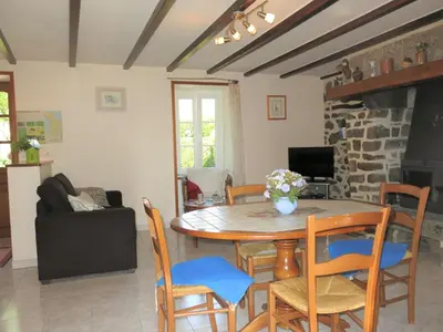 Télévision ou salle de divertissement dans l'établissement Holiday Home La Chevalerie by Interhome