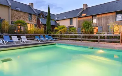 Piscine de l'établissement Lagrange Vacances Les Hauts de la Houle ou située à proximité