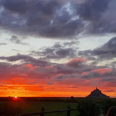 Lever ou coucher de soleil vu de le B&B/chambre d'hôtes ou à proximité