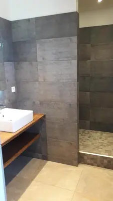 Salle de bains dans l'établissement la maison du postier