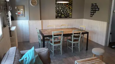 Coin salon dans l'établissement la maison du postier