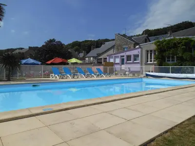 Piscine de l'établissement Appart Hôtel de la baie ou située à proximité