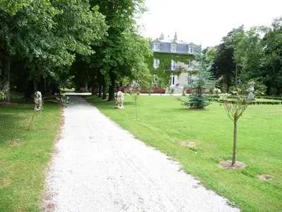 Jardin de l'établissement Manoir de la Marjolaine