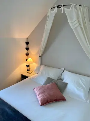 Un ou plusieurs lits dans un hébergement de l'établissement Le Relais de la Hardiesse 6km Mont St Michel - Chambres d'hôtes et gites