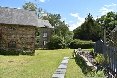 Jardin de l'établissement Gites in Le Neufbourg -Mortain