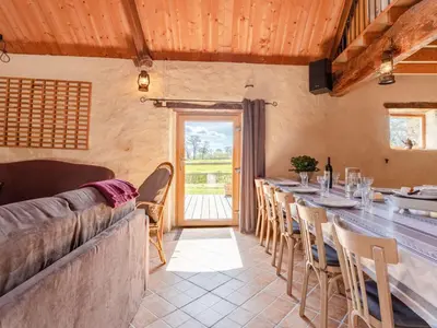 Coin salon dans l'établissement Holiday Home La Bergerie by Interhome