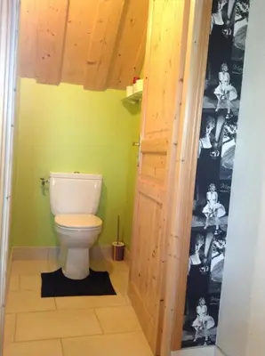 Salle de bains dans l'établissement Chez MARLENE