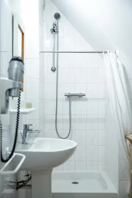 Salle de bains dans l'établissement La Ferme de la Gronde