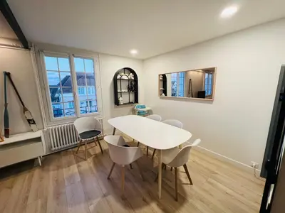 Plan de l'établissement Bel appartement plein centre 100m de la mer